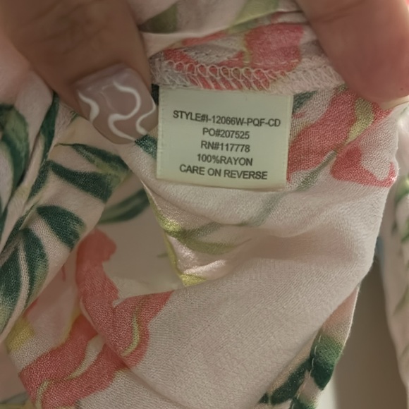 Lovestitch Spring
Ramona Size - Medium - Picture 3 of 4